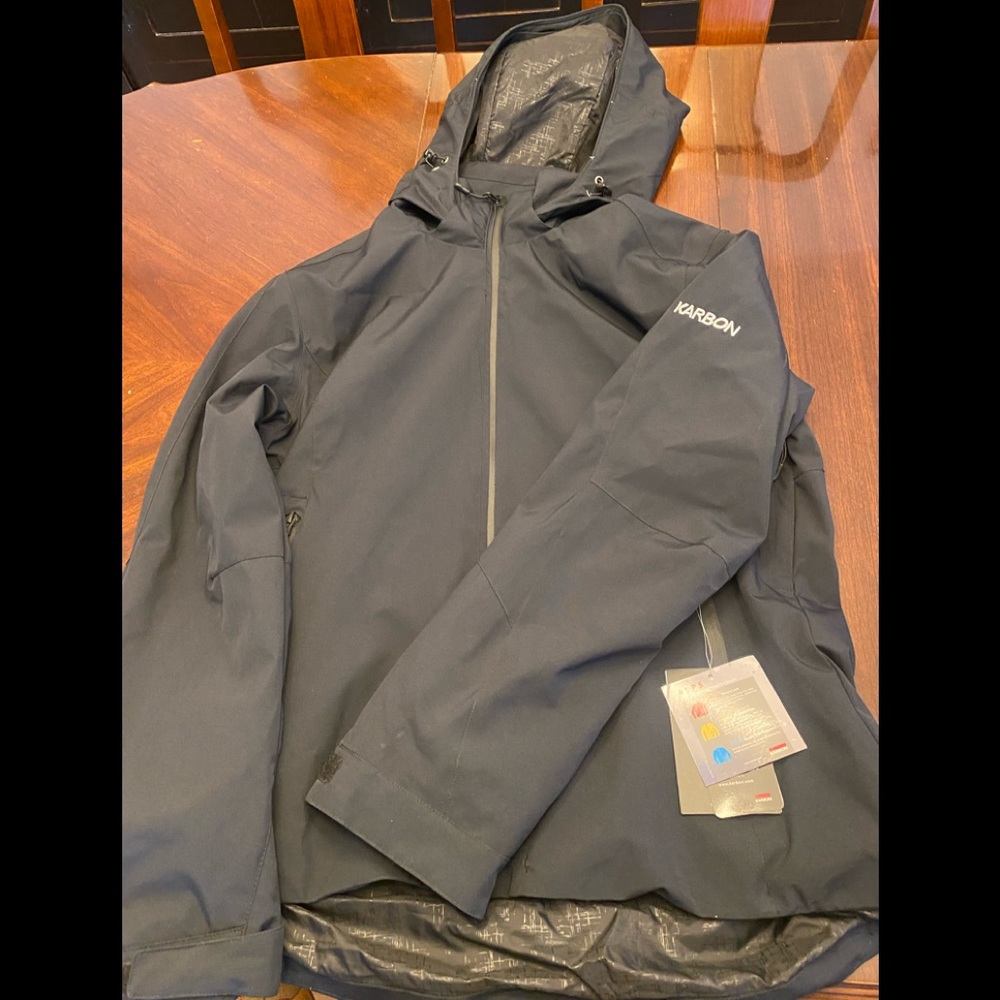 Karbon Constant Shell - size 16 Womens
